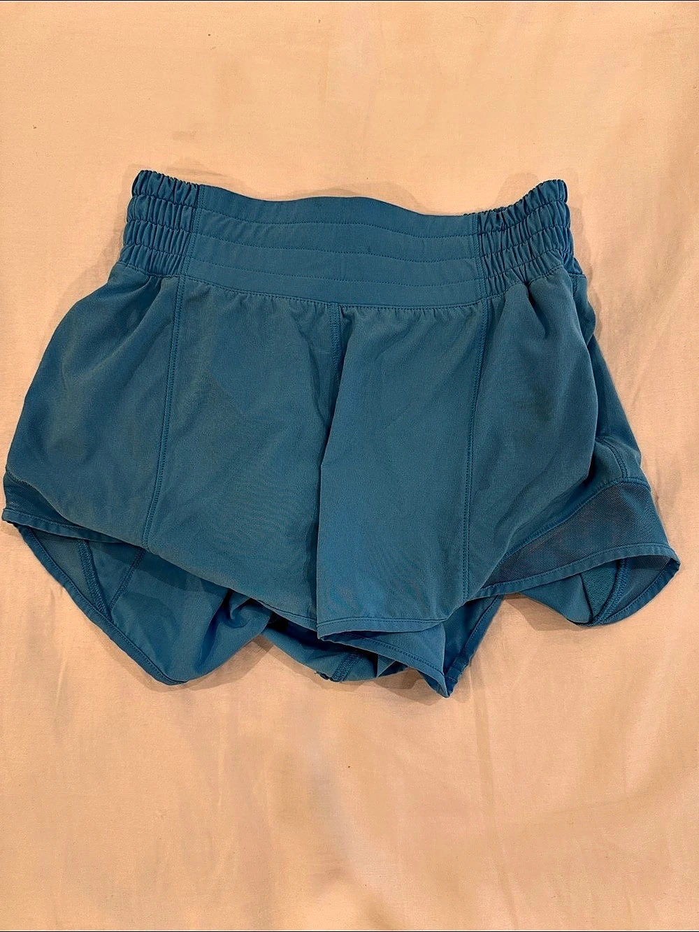 Lululemon Hotty Hot High-Rise Lined Short 2.5" Shorts Blue Size 2